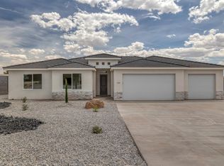 1184 E Big Pinion Ln, Apple Valley, UT 84737