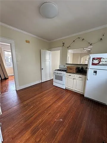 2741 Audubon St — Photo 6