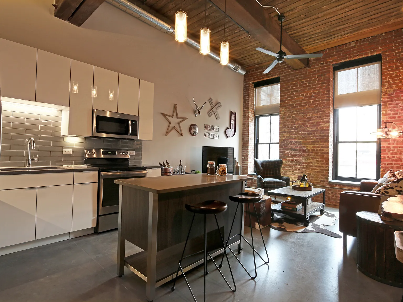 Modera Lofts — Photo 1