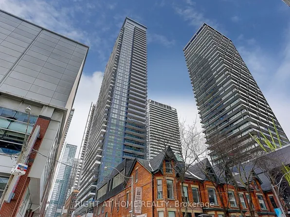 38 Widmer St, Toronto, ON