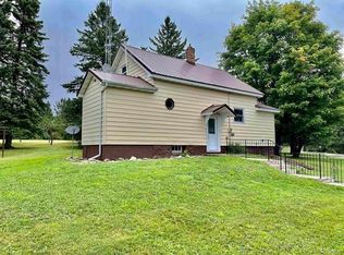 3902 State Highway 2, Wakefield, MI 49968