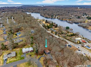 7 Laurel Hill Drive South, East Lyme, CT 06357