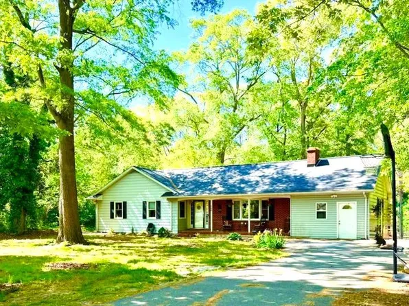 900 N Atlanta Cir, Seaford, DE 19973