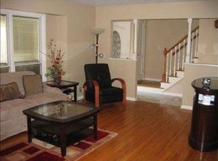 624 S 122nd St, Omaha, NE 68154