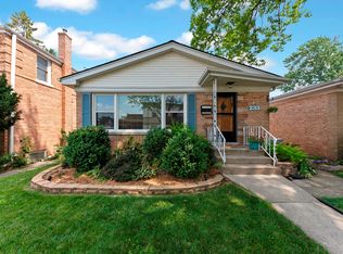 233 Geneva Ave, Bellwood, IL