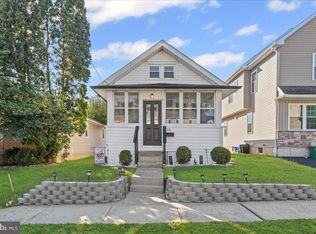 111 Ridge Blvd, Brookhaven, PA 19015