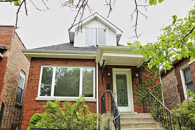 1st image of 2948 N Washtenaw Ave