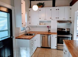 16 English St, Salem, MA 01970