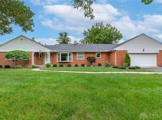 849 Danan Cir, Dayton, OH 45429