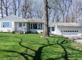 2342 Buena Vista Dr, Wickliffe, OH 44092