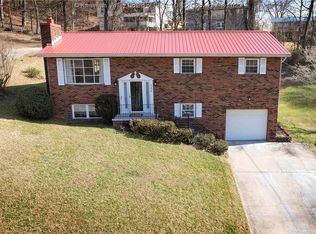 1204 Paula Rd, Charleston, WV 25314
