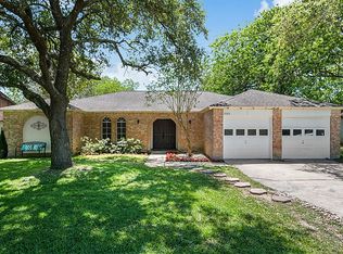 3322 E Orange St, Pearland, TX 77581