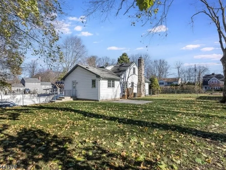130 Littleton Rd — Photo 18
