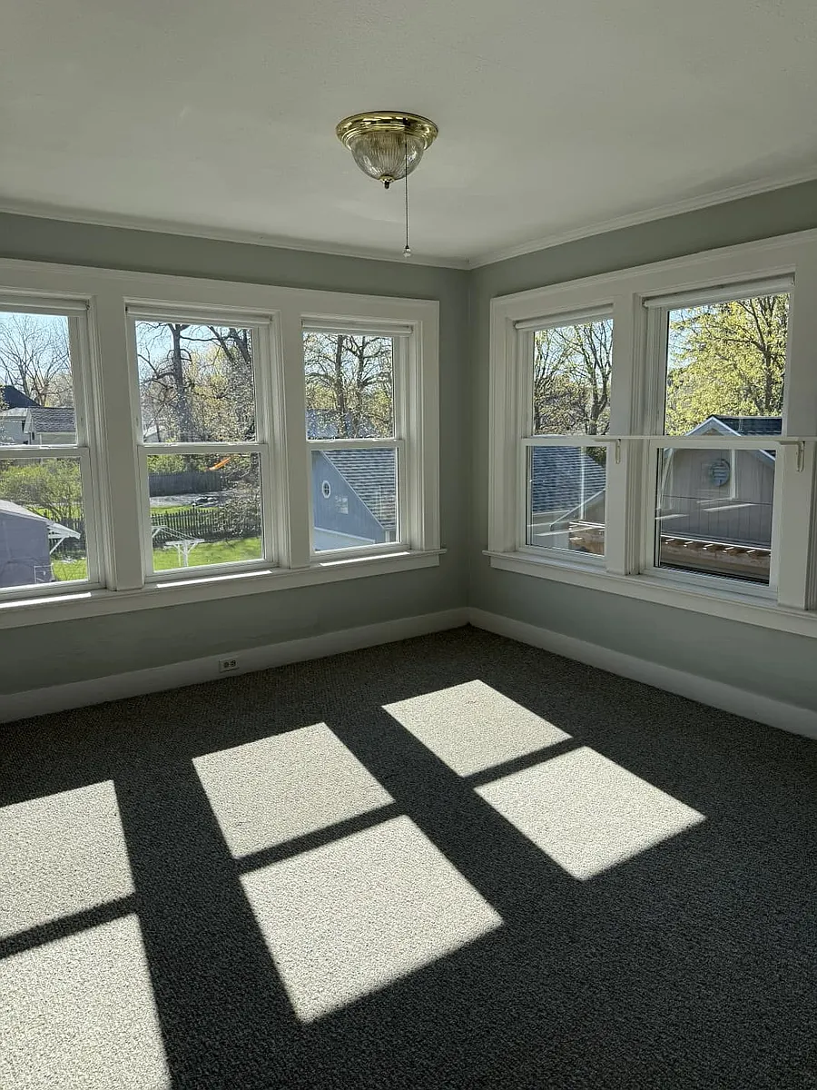 Living Room - 239 Teneyck St