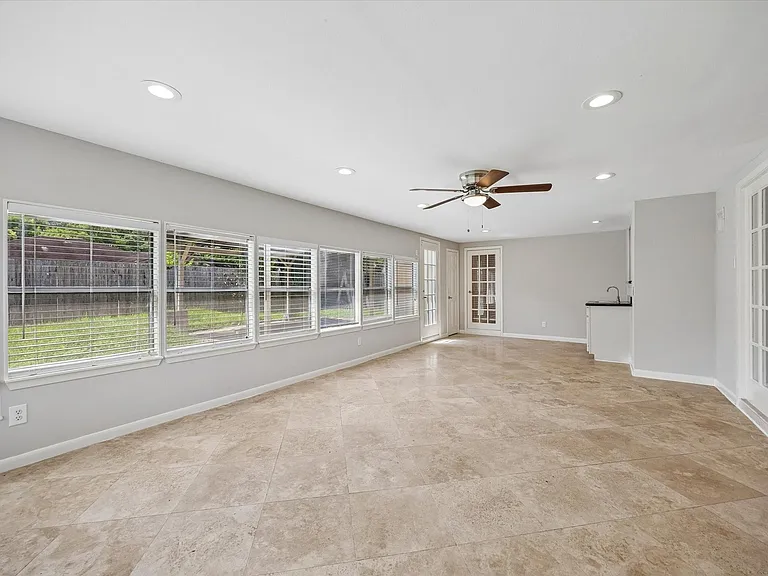 8511 Bluegate St — Photo 6