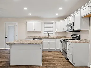 452 Glenview Dr — Photo 6
