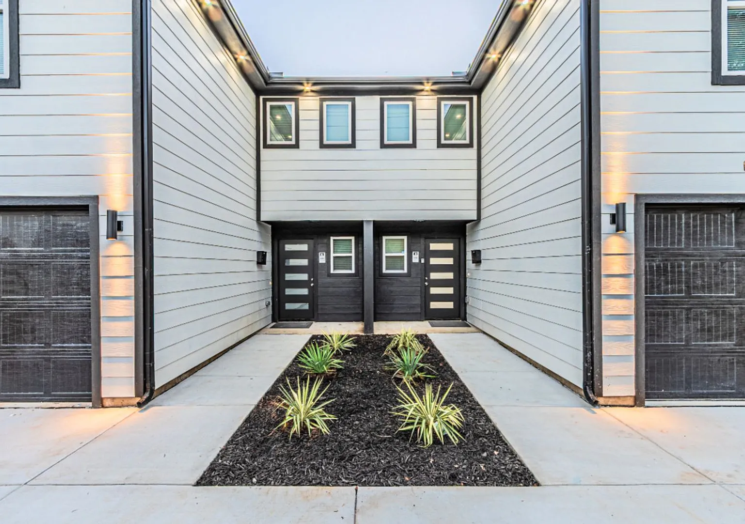 Spacious 4BR House in Dallas — Photo 2
