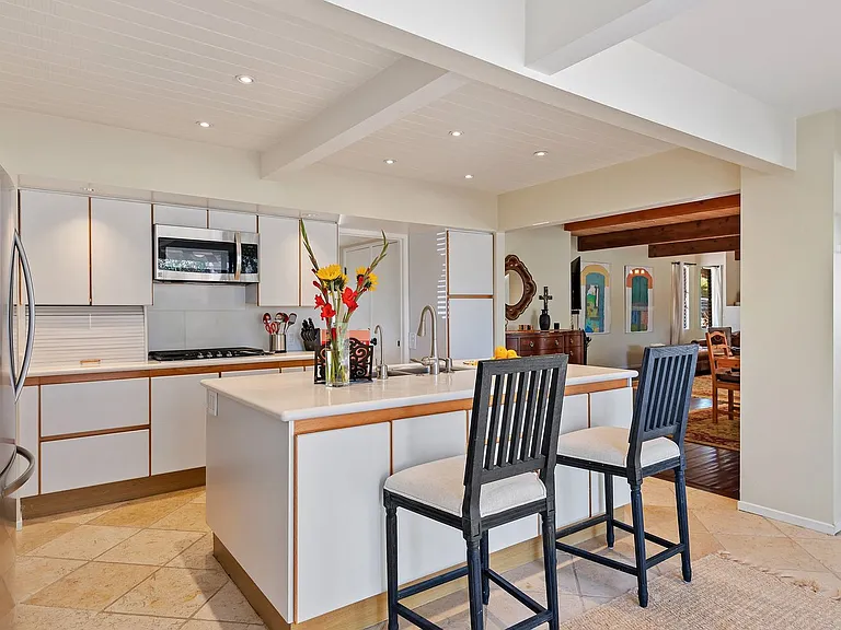 525 Las Palmas Dr — Photo 10