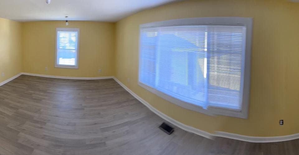 1st image of 561 Haskins Dr