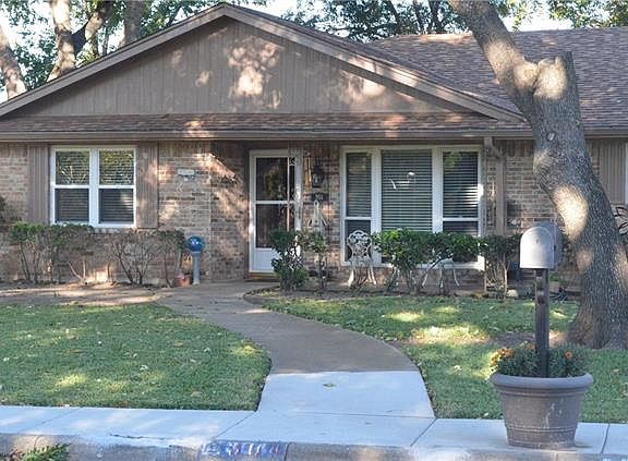 2nd image of 904 Westlake Dr
