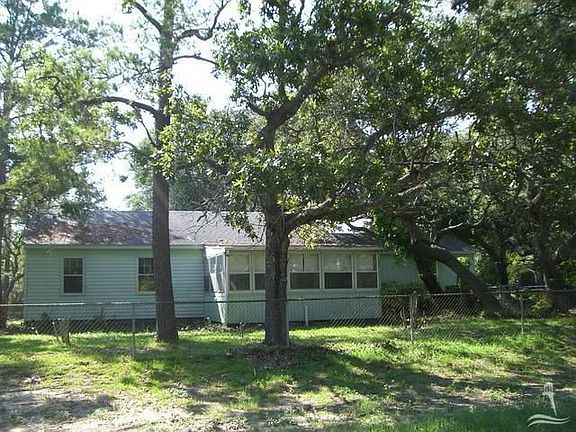 2nd image of 105 NW 7th St