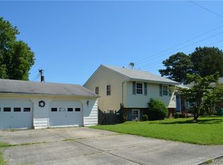 318 Maple Ave, Colonial Heights, VA 23834