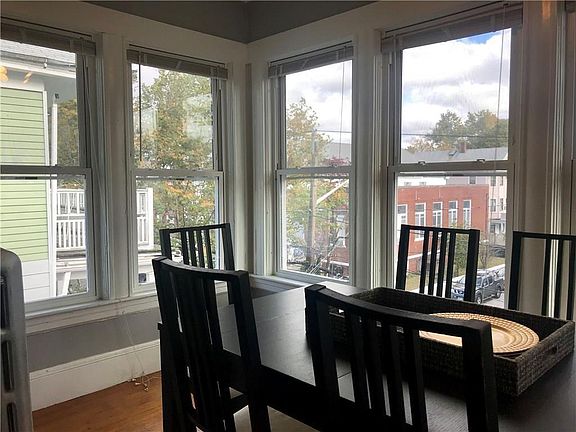 4th image of 142 Oakland Ave