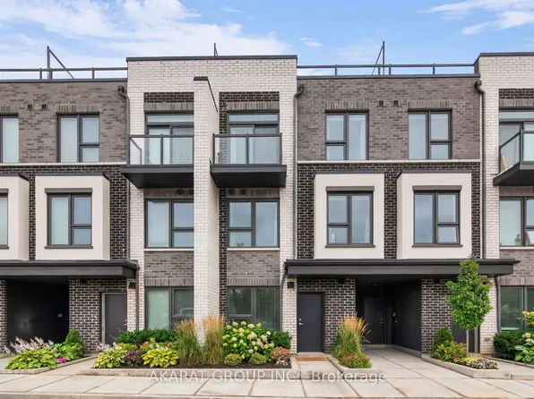 498 Plains Rd E, Burlington, ON