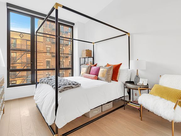 3rd image of 438 E 12th St #4R