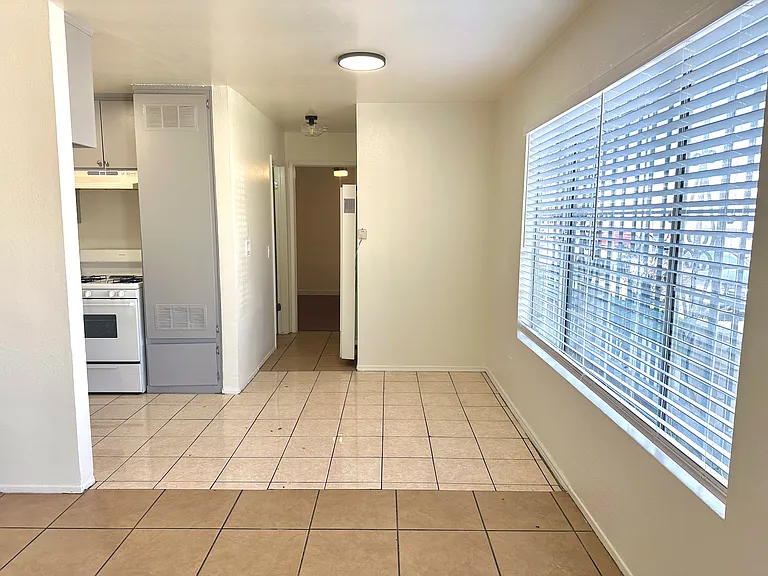 1495 Alamitos Ave #A — Photo 4