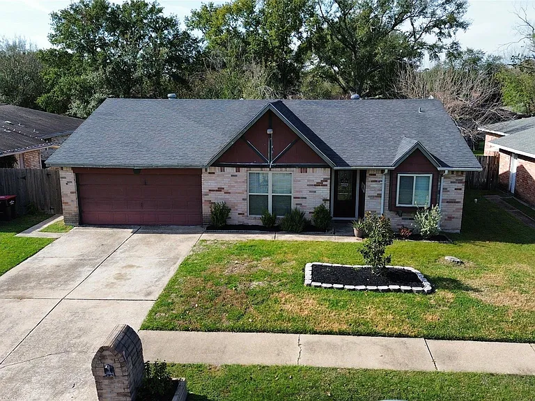 7307 Muirwood Ln — Photo 1