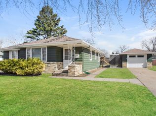 920 Cypress St S, Cambridge, MN 55008