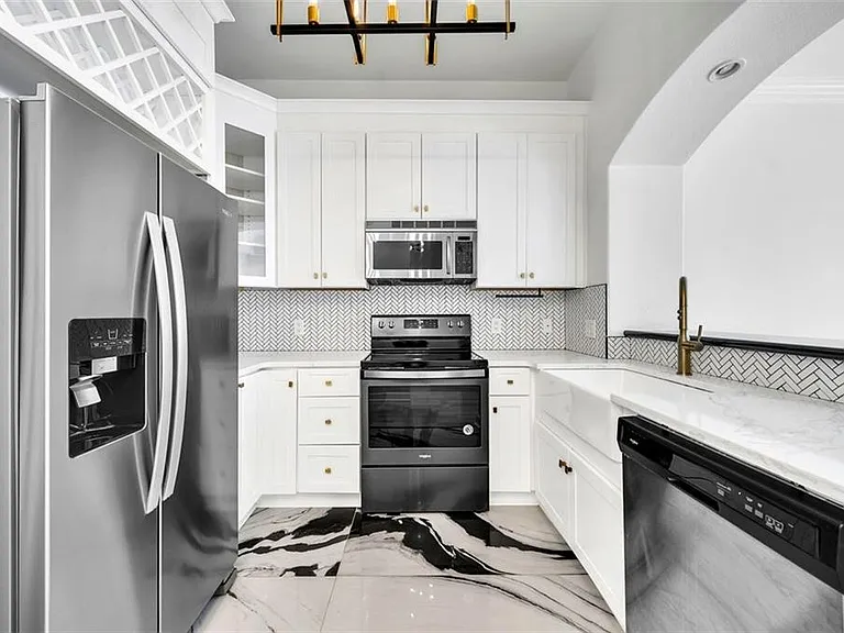 3445 Stratford Rd NE #805 — Photo 6