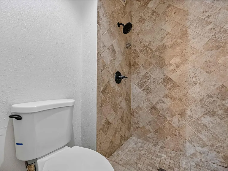 2107 N Red Cedar Cir — Photo 13