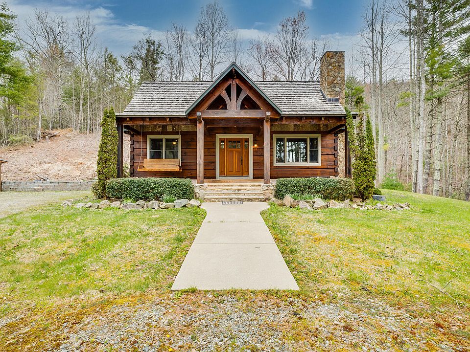 1st image of 708 Heartwood Ln
