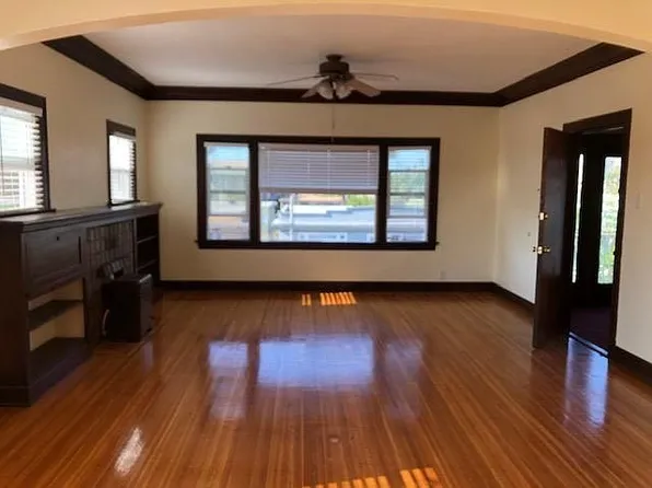 1043 E Broadway #F, Long Beach, CA 90802