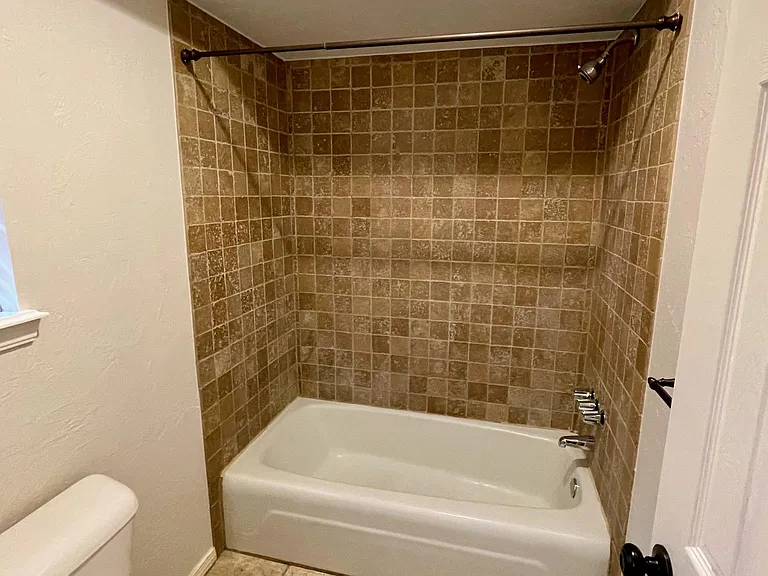 505 Pepperdine Ave — Photo 8