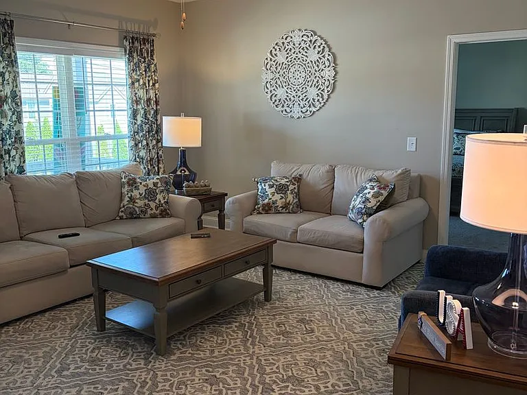 202 Roscoe Dr — Photo 38