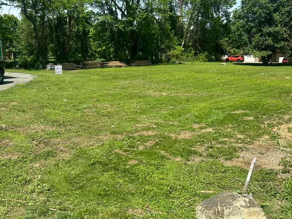 LOT 28 River Bank Rd, Pigeon Forge, TN 37863