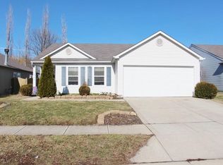 10946 Walnut Grv, Camby, IN