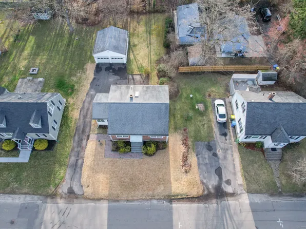 34 Howland Street, Waterbury, CT 06708