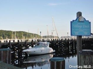 76 Bayview Ave APT A, Northport, NY 11768