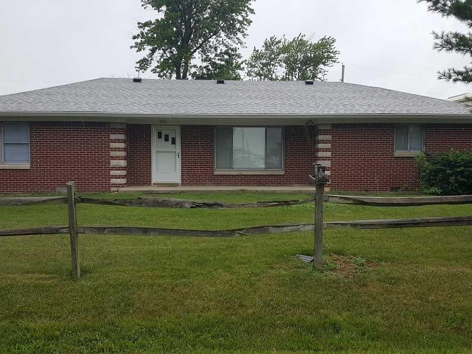 1st image of 70 Shelton Dr