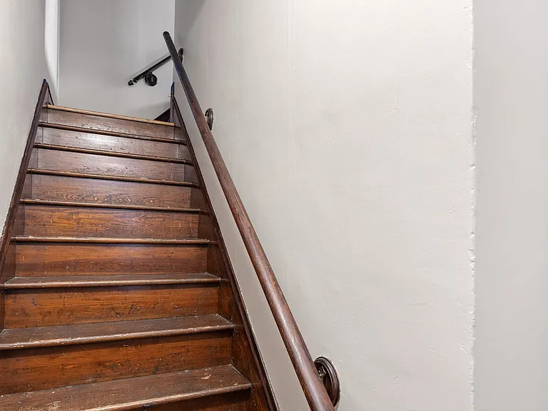 5352 Itaska — Photo 3
