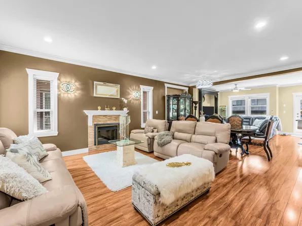 15168 66a Ave #26, Surrey, BC V3S 1X2