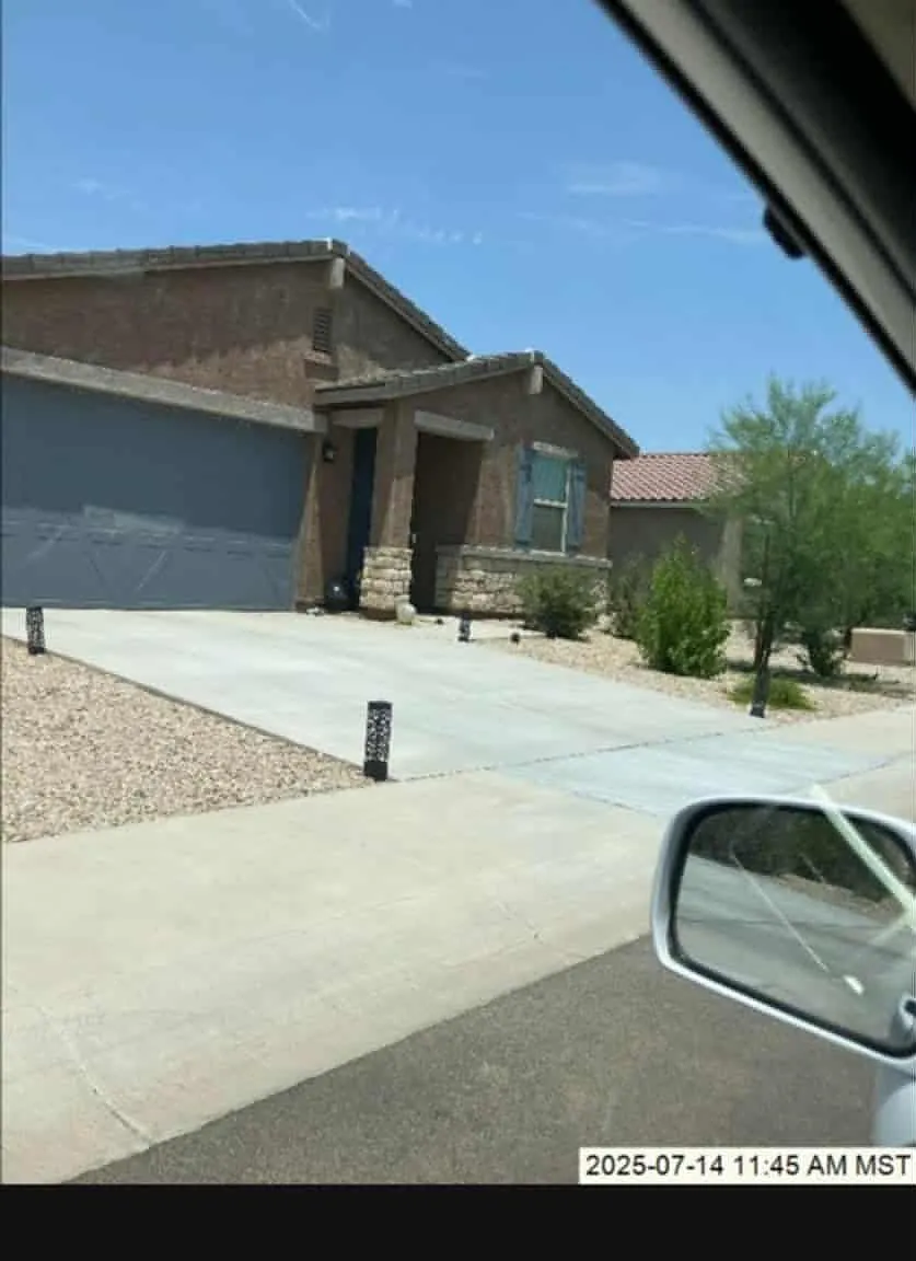 4 bed, 2027 sqft, $850 — Photo 1