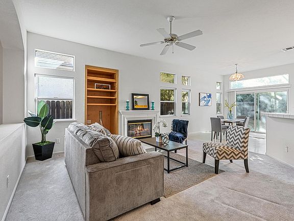 5th image of 2232 Dinwiddie Way