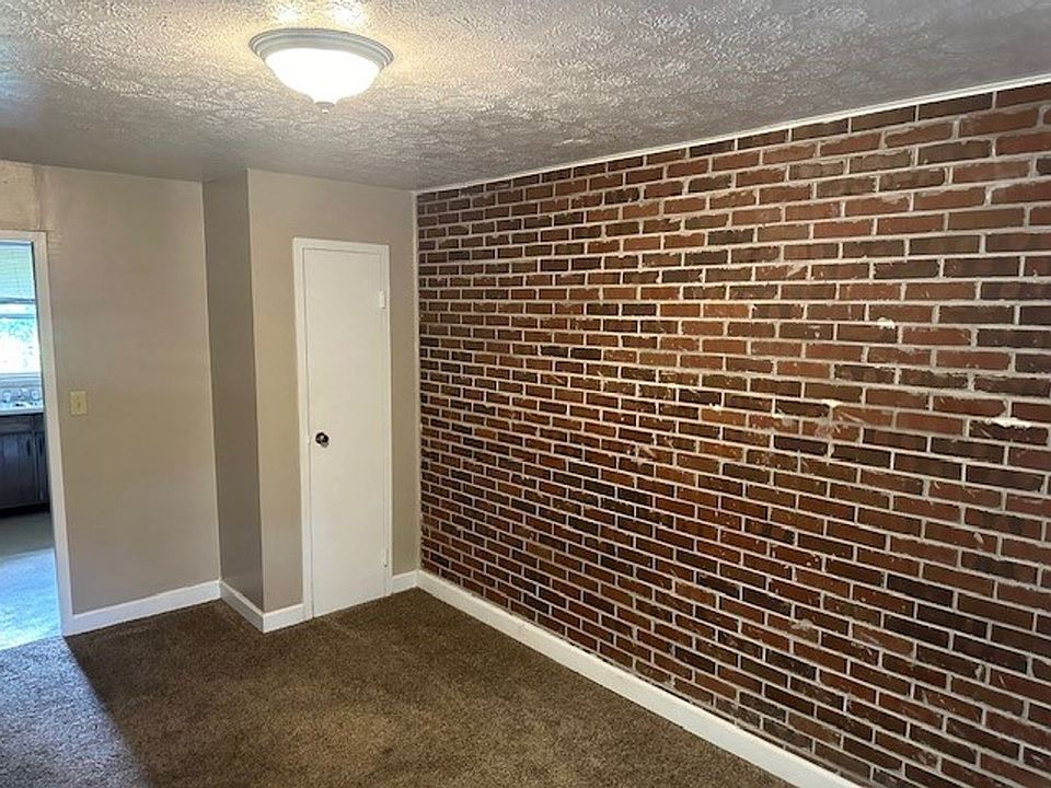 1st image of 1139 S Main St APT 19