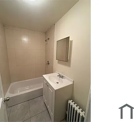 4 bed, $2,900 — Photo 3