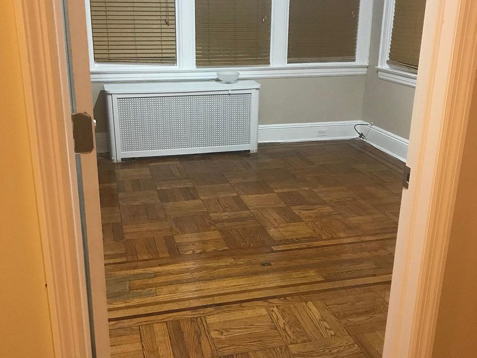 BEDROOM #1